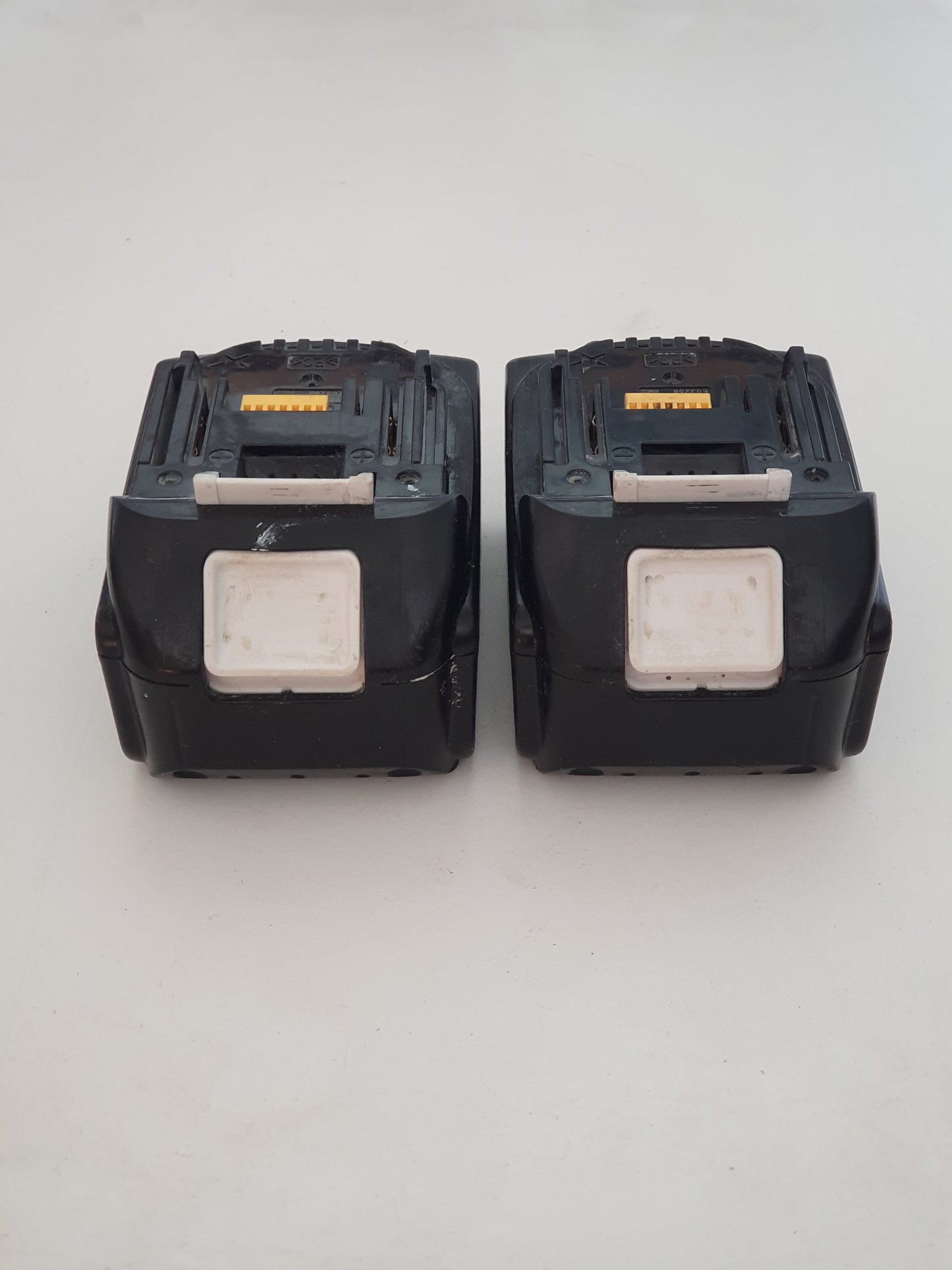 Makita 18V 3Ah Akut 2 kappaletta