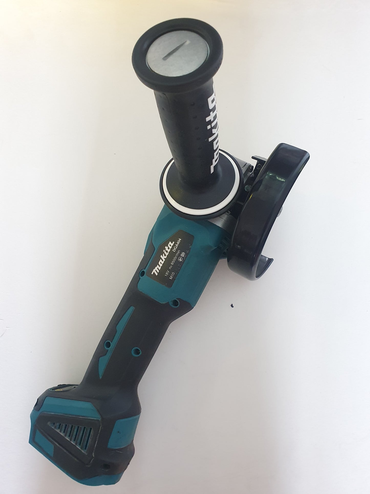 Makita Kulmahiomakone DGA404