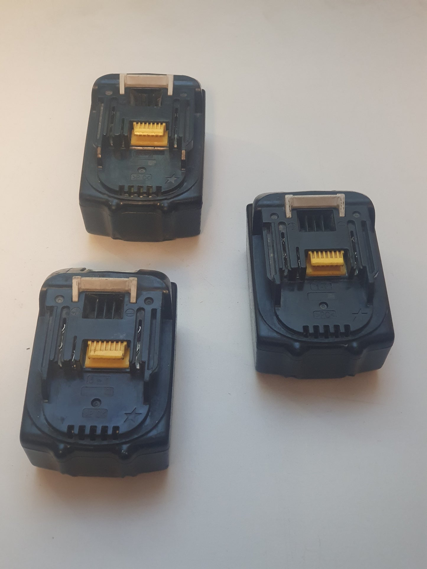 Makita 18V 3Ah Akut 3 kappaletta
