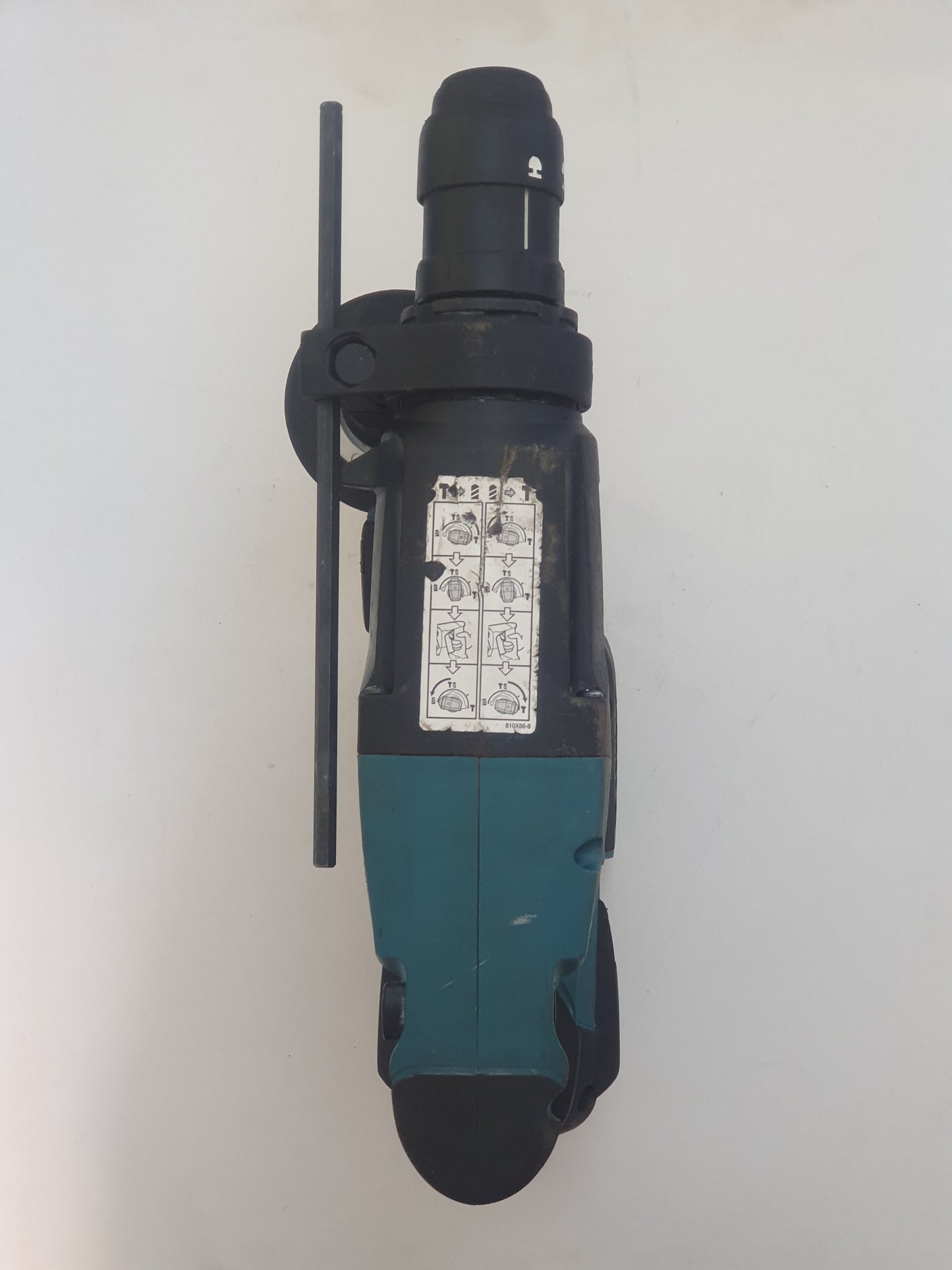 Makita Poravasara DHR243 yläpuolelta