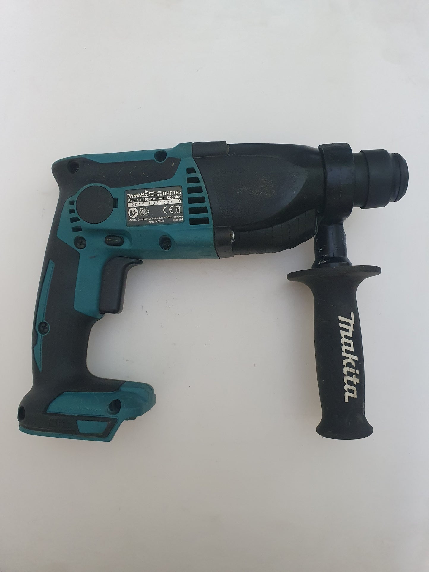 Makita Poravasara DHR165