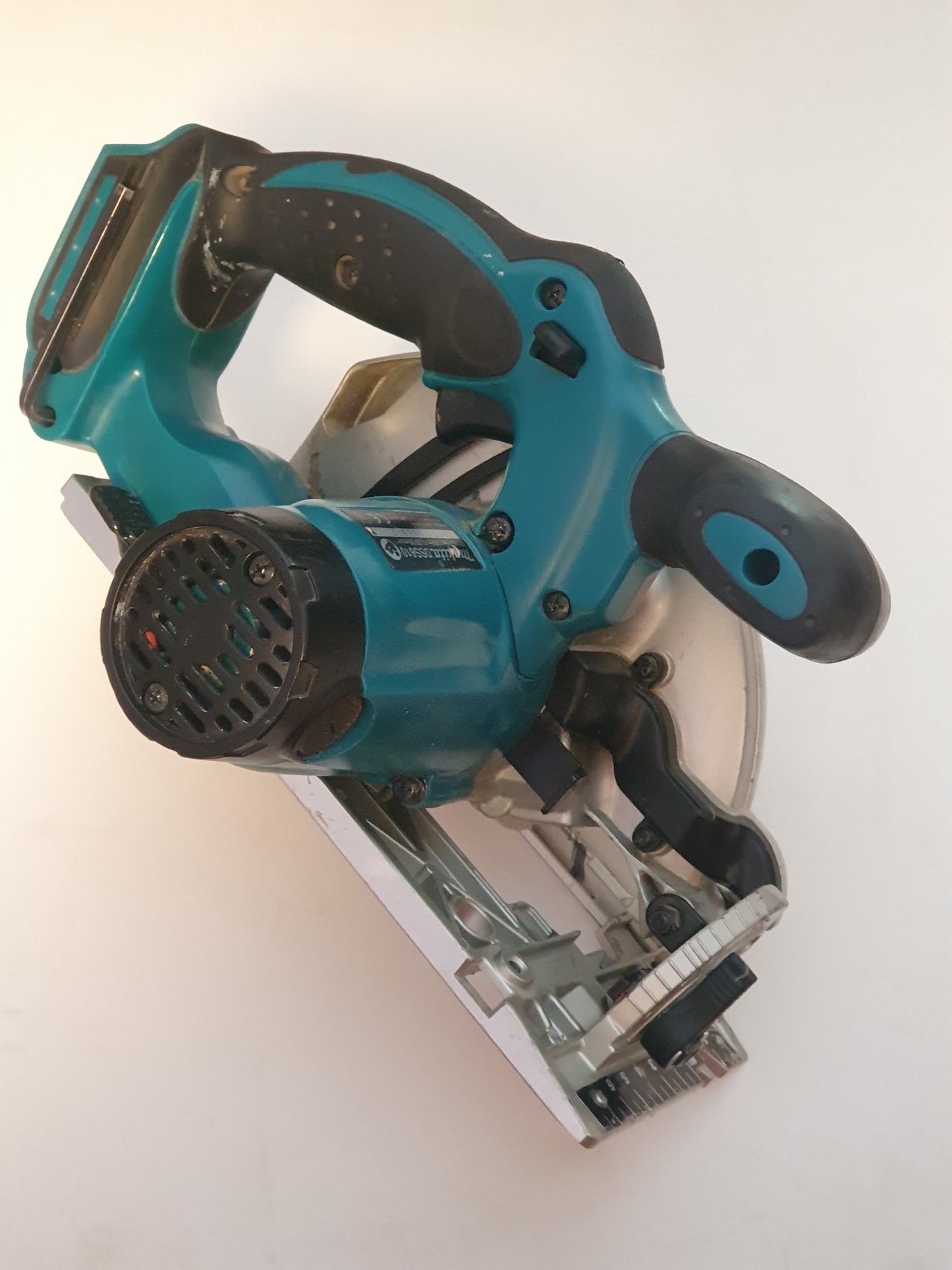 Makita Pyörösaha DSS610