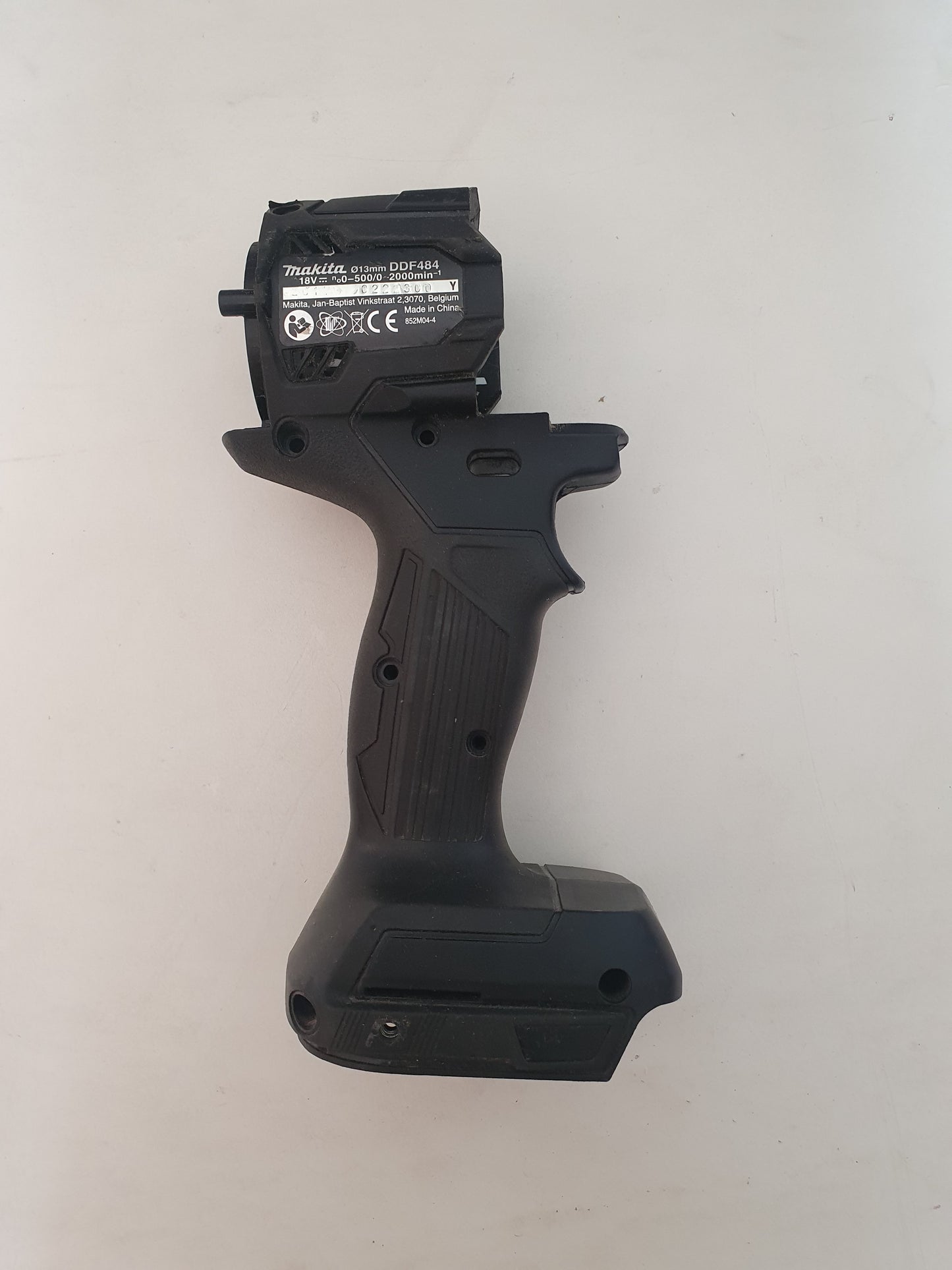 Mustat DDF484 Kuoret