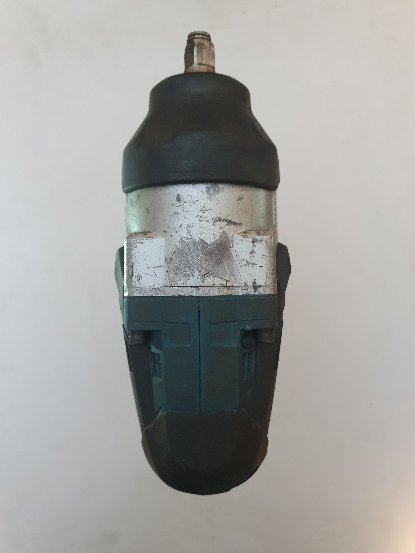 Makita Akkumutterinväännin DTW1002