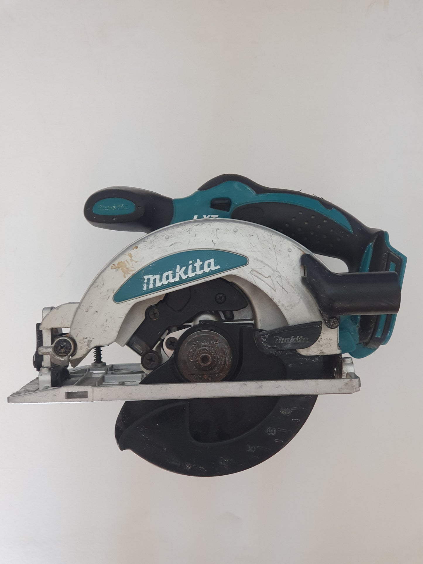 Makita Pyörösaha DSS610