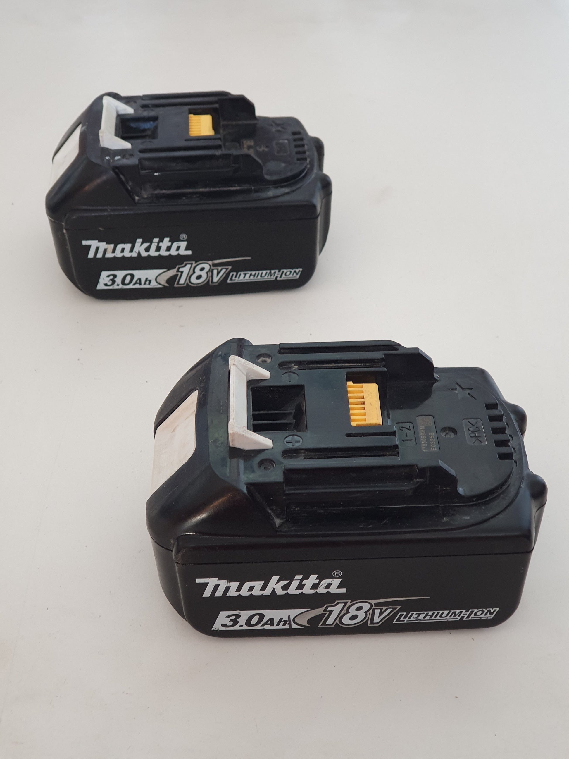 Makita 18V 3Ah Akut 2 kappaletta