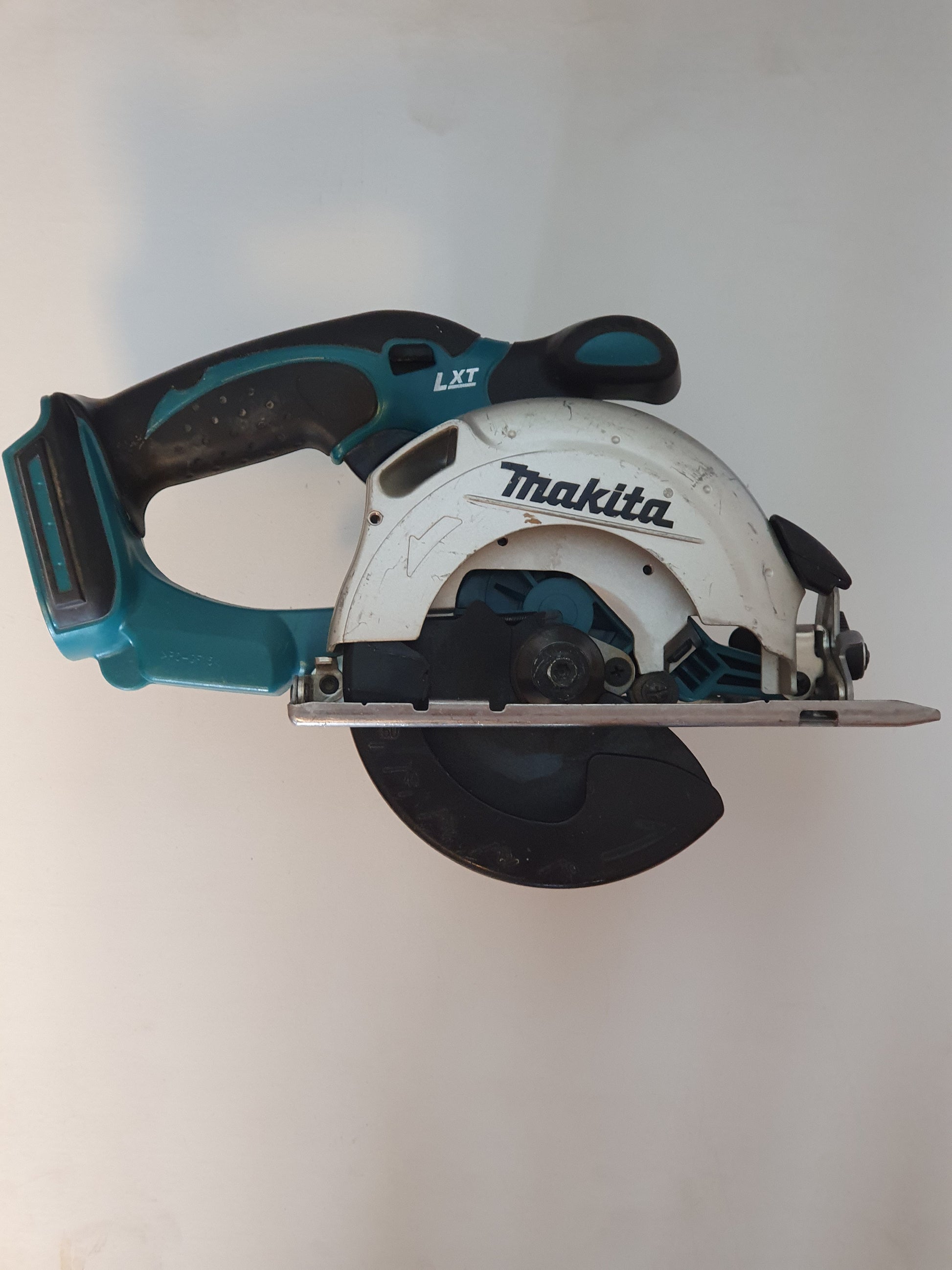 Makita Pyörösaha DSS501