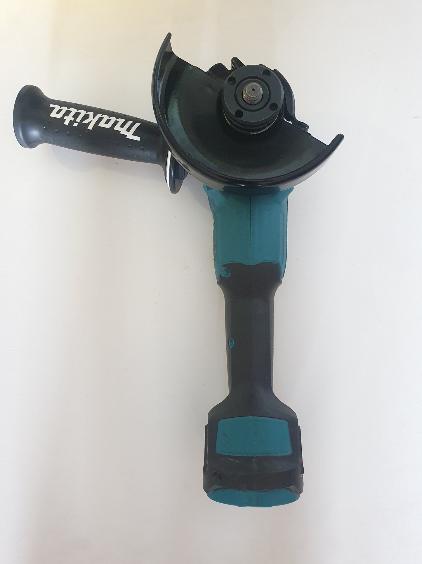 Makita Kulmahiomakone DGA404