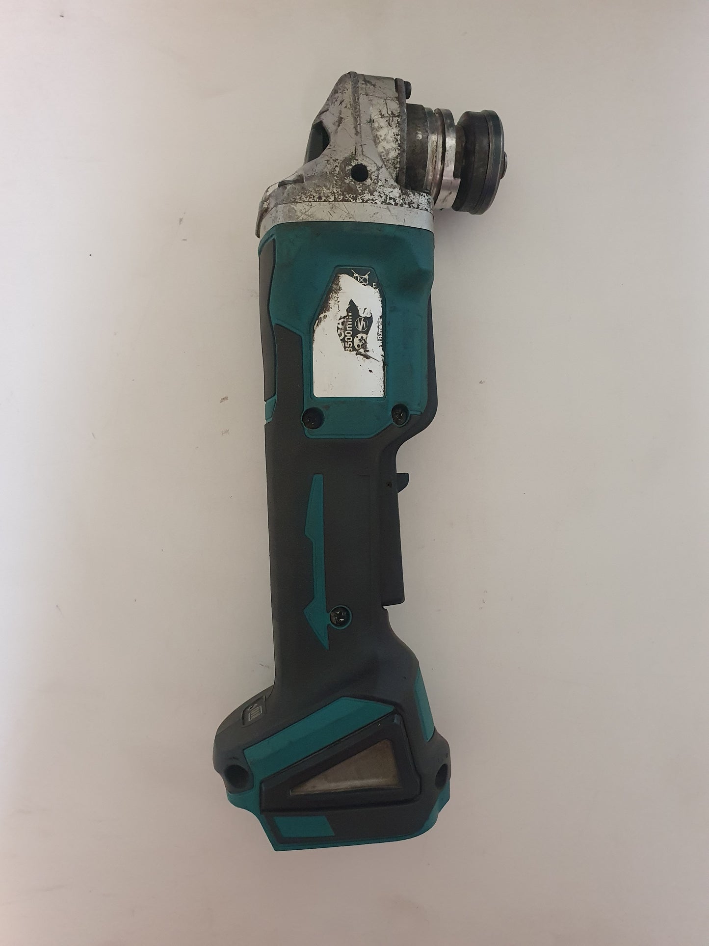 Makita Akkukulmahiomakone DGA508