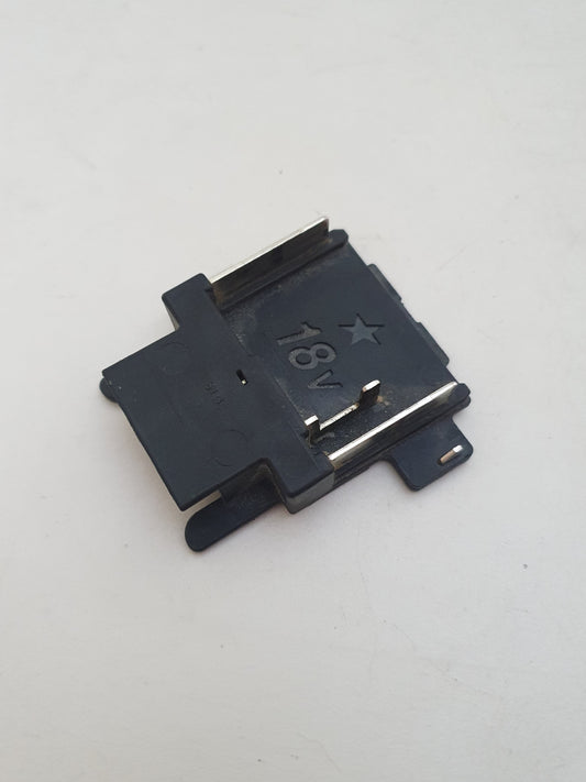 Makita Akkuliitin 643899-6