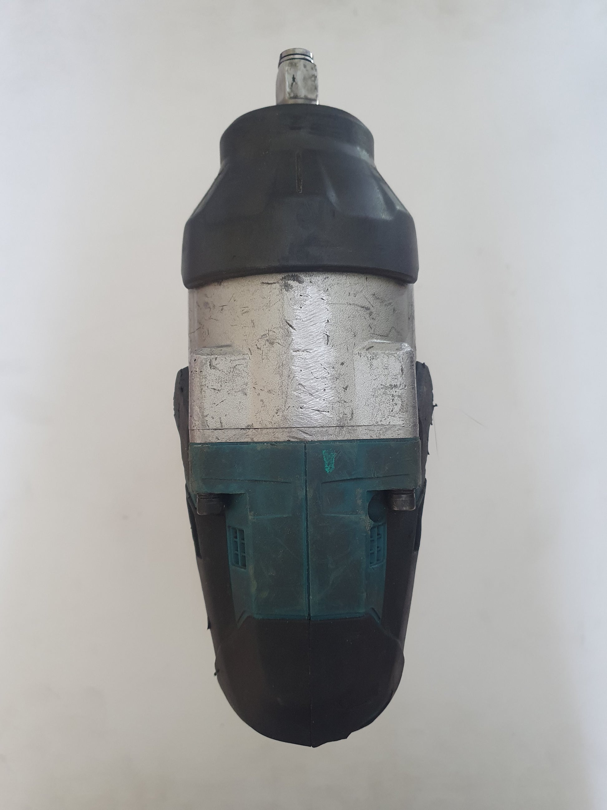 Makita 18V Iskevä Mutterinväännin DTW1002
