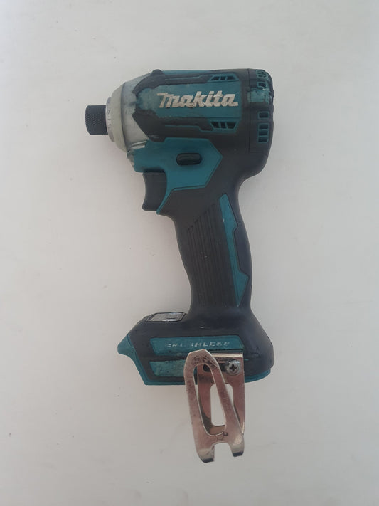 Makita Iskevä Ruuvinväännin DTD170