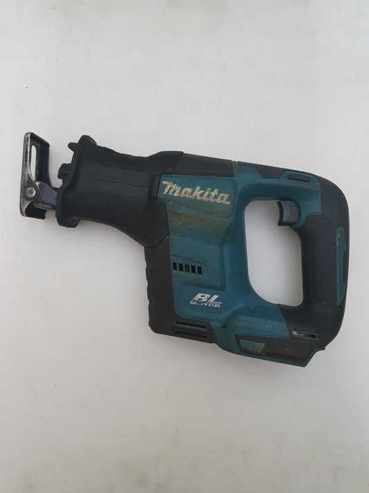 Makita Puukkosaha DJR188