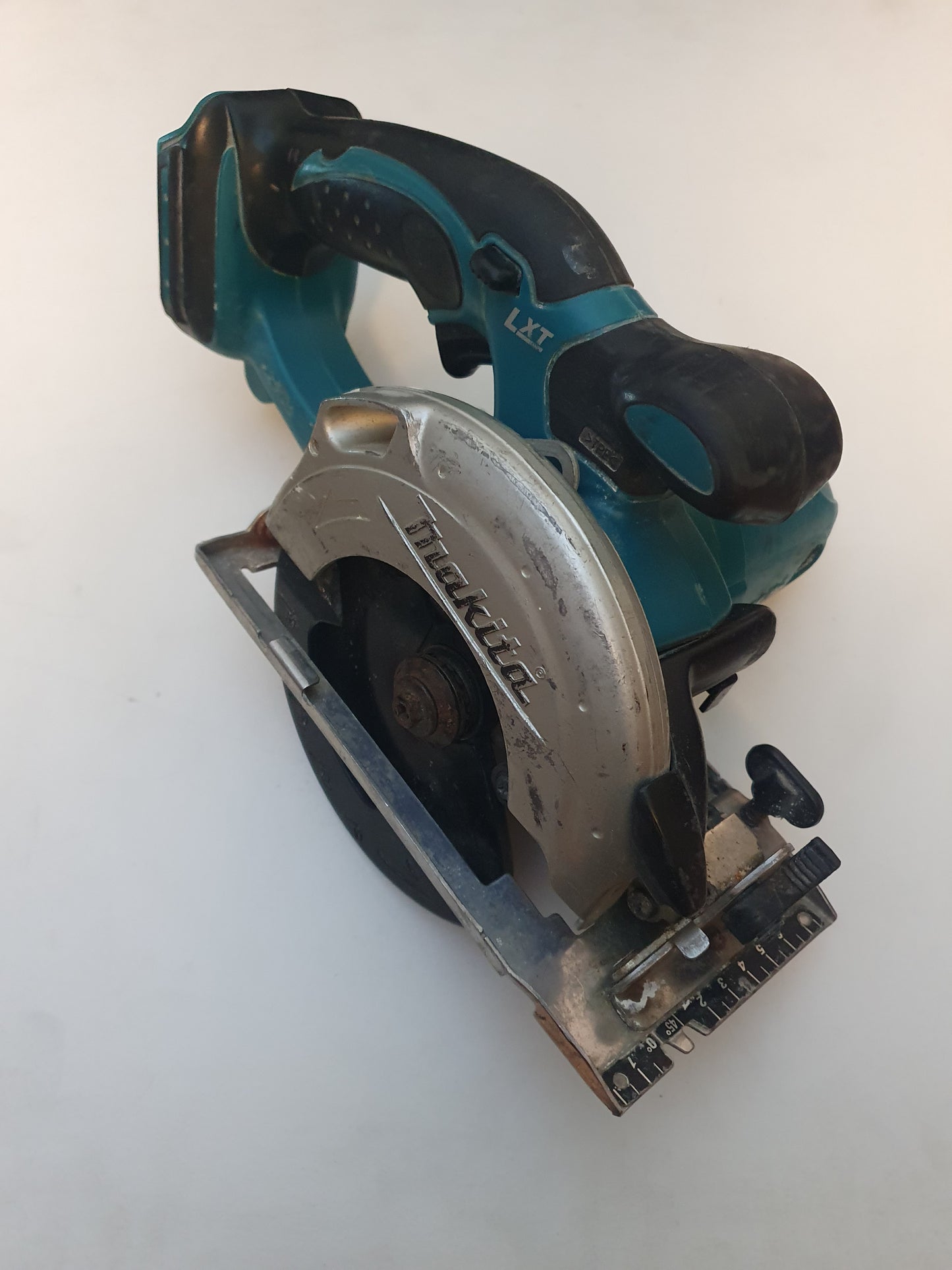 Makita Pyörösaha BSS501
