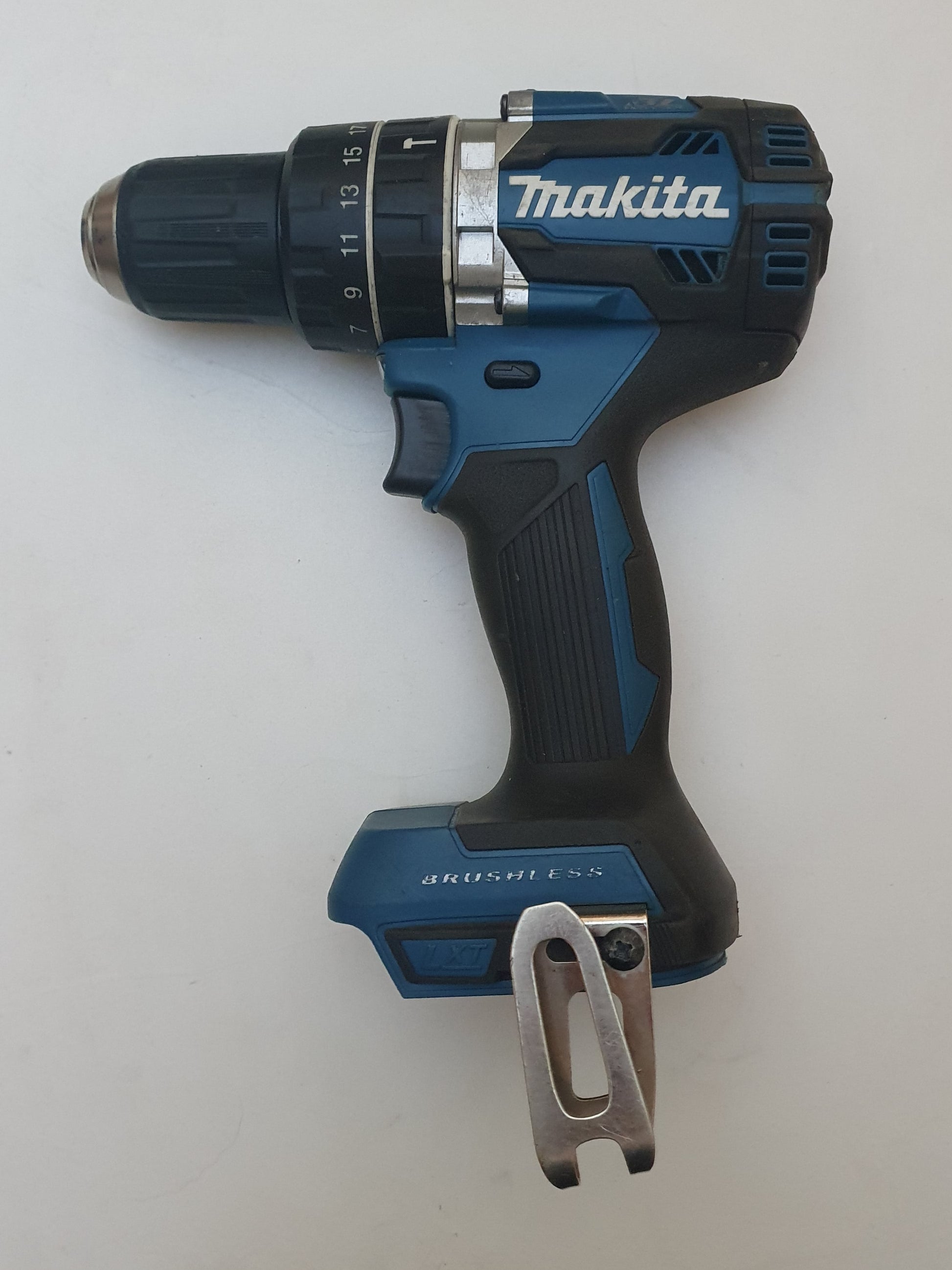 Makita Akkuporakone DHP484