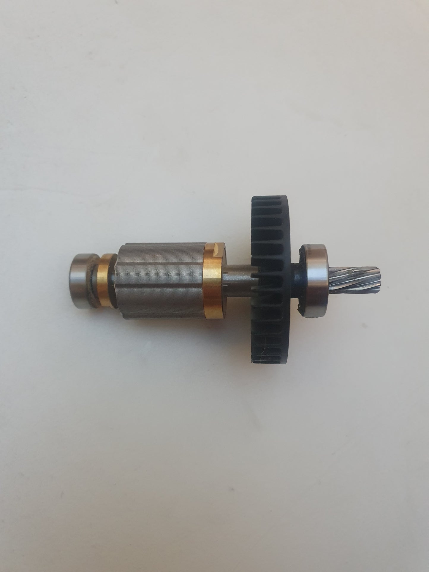 Makita Roottori DHS680